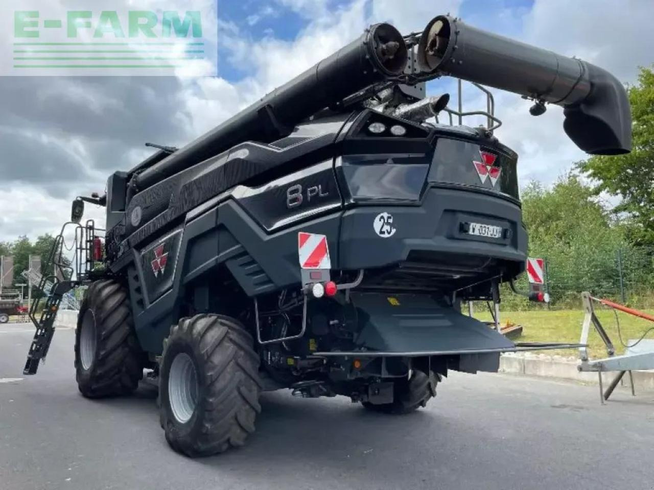 Massey Ferguson ideal 8 pl - Cosechadora de granos: foto 5 Massey Ferguson ideal 8 pl - Cosechadora de granos: foto 5