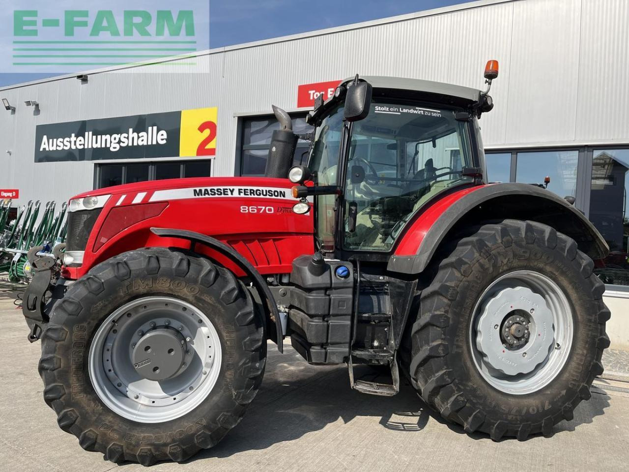 Massey Ferguson mf 8670 dyna-vt - Tractor: foto 2 Massey Ferguson mf 8670 dyna-vt - Tractor: foto 2