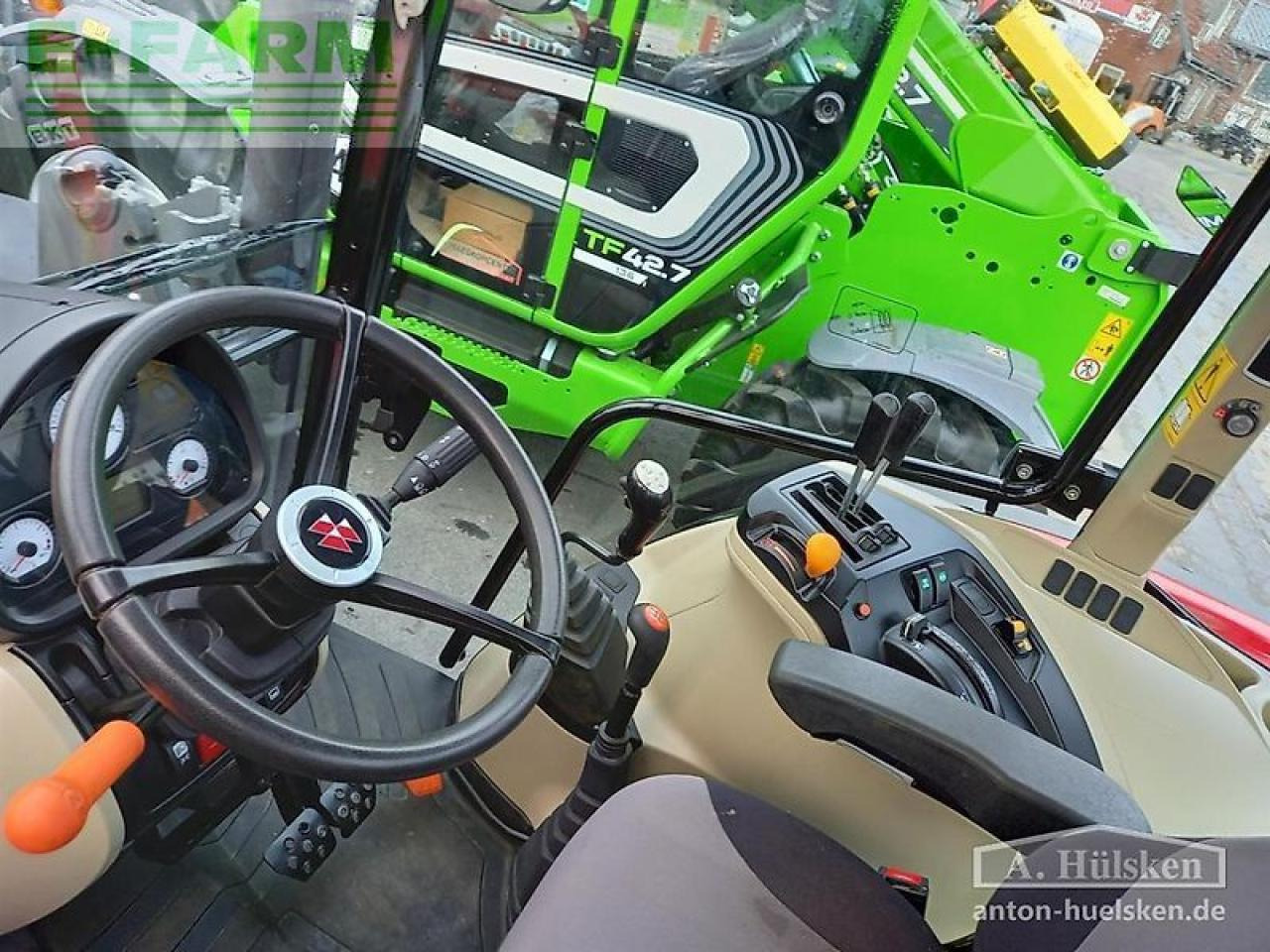 Tractor Massey Ferguson mf4707 cab 4wd: foto 8