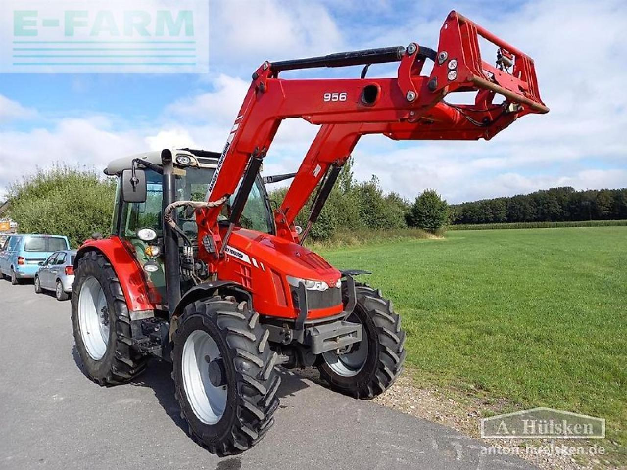 Massey Ferguson mf5611dyna4 - Tractor: foto 4 Massey Ferguson mf5611dyna4 - Tractor: foto 4