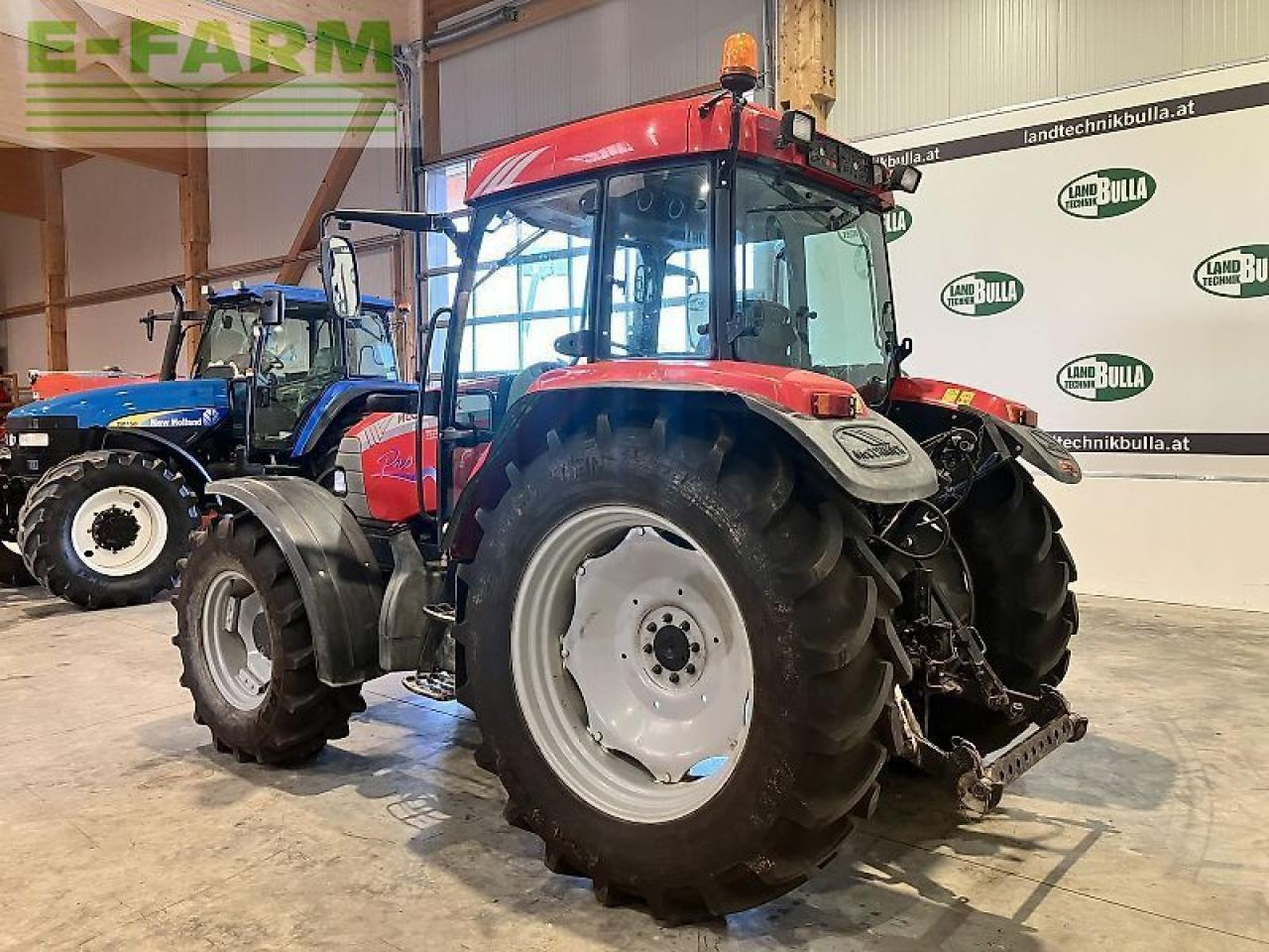 McCormick cx 95 xtrashift - Tractor: foto 4 McCormick cx 95 xtrashift - Tractor: foto 4