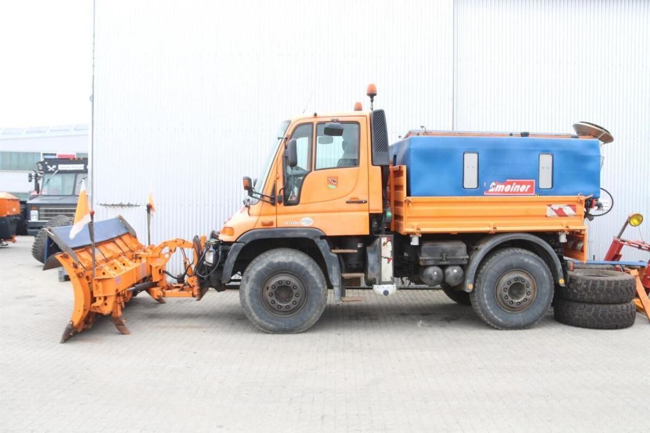 Mercedes-Benz unimog u 400 - Máquina quitanieve: foto 3 Mercedes-Benz unimog u 400 - Máquina quitanieve: foto 3