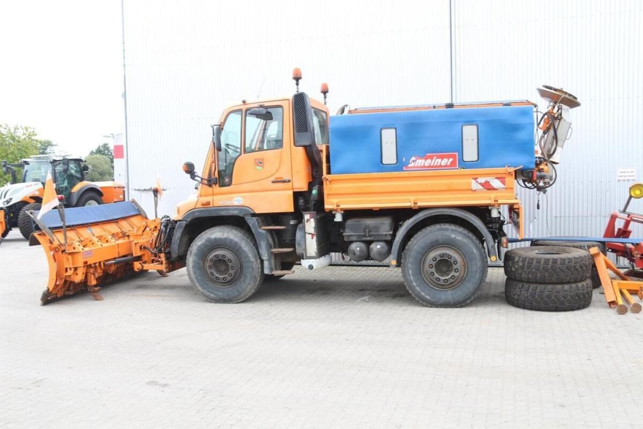 Mercedes-Benz unimog u 400 - Máquina quitanieve: foto 4 Mercedes-Benz unimog u 400 - Máquina quitanieve: foto 4