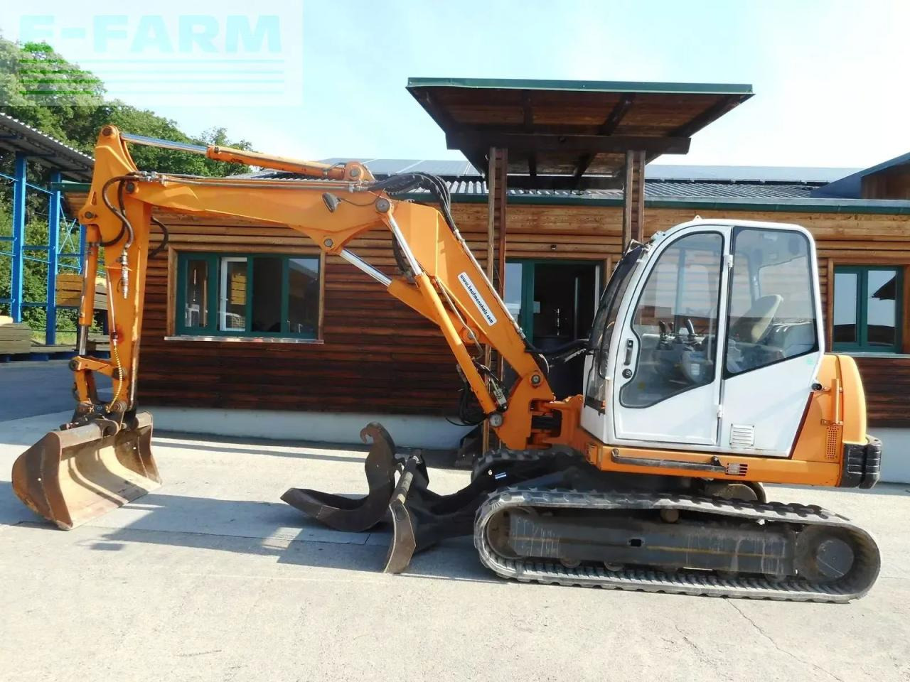 Neuson 8002rd ( 7.900kg ) hydr. sw + verstellausleger - Miniexcavadora: foto 1 Neuson 8002rd ( 7.900kg ) hydr. sw + verstellausleger - Miniexcavadora: foto 1