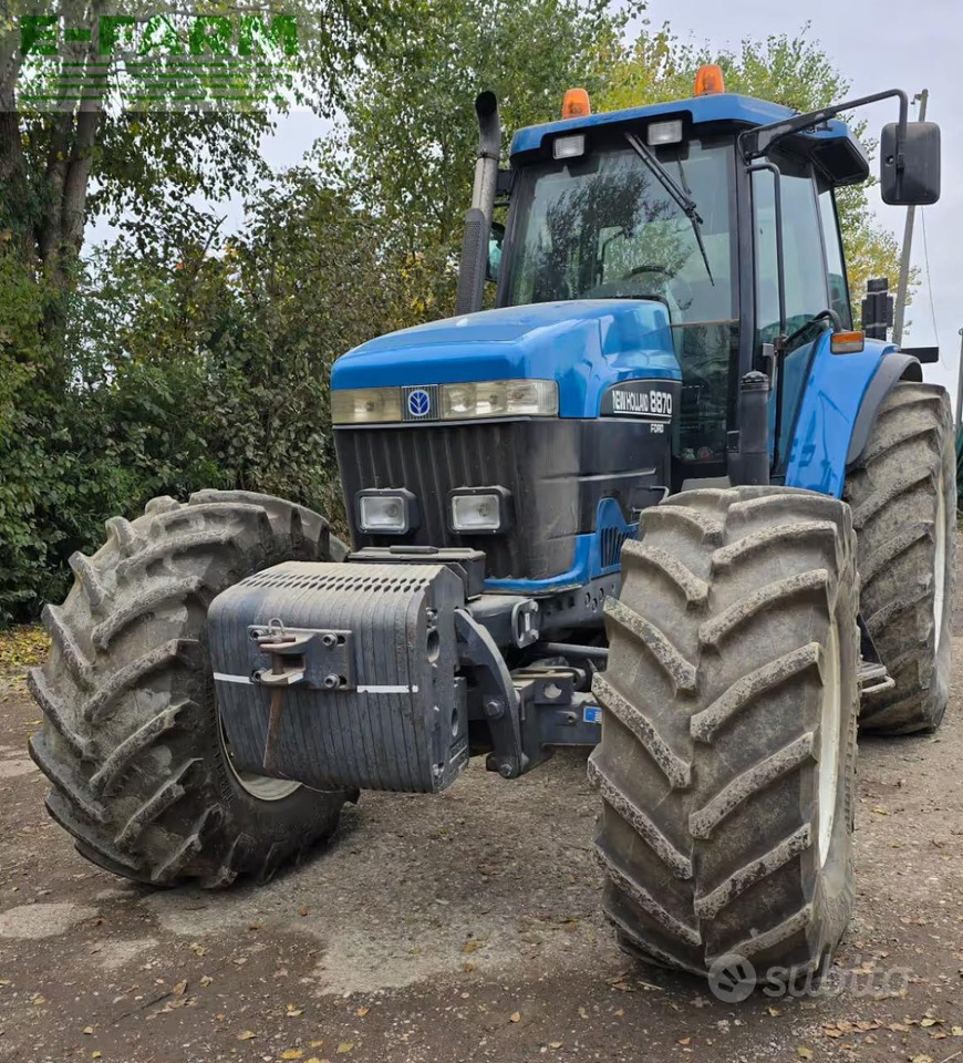 New Holland 8870 - Tractor: foto 1 New Holland 8870 - Tractor: foto 1
