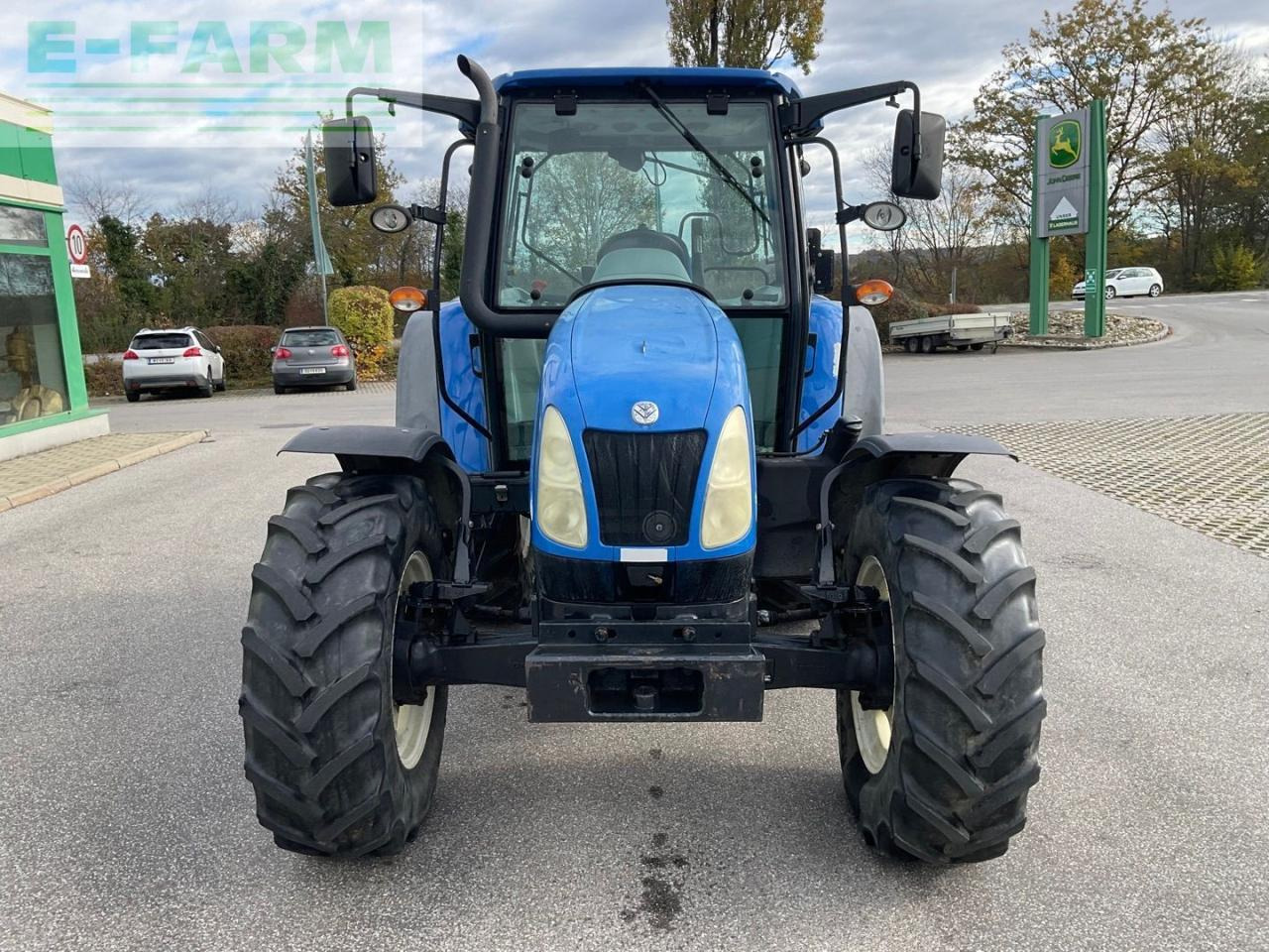 New Holland T 5030 - Tractor: foto 3 New Holland T 5030 - Tractor: foto 3