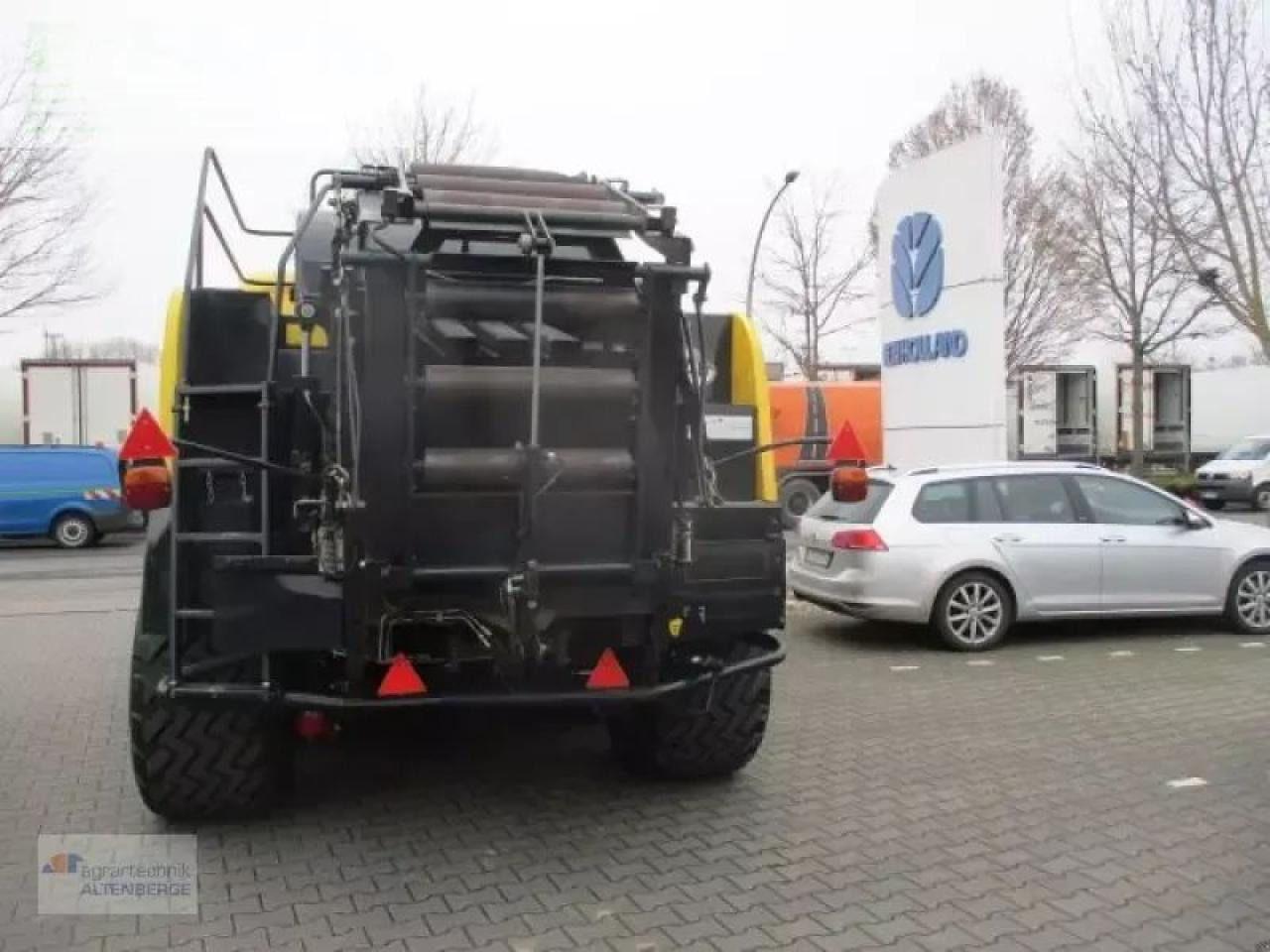 New Holland bb 9060 / bb9060 80x90 ballenmaß - Empacadora de pacas cuadradas: foto 5 New Holland bb 9060 / bb9060 80x90 ballenmaß - Empacadora de pacas cuadradas: foto 5