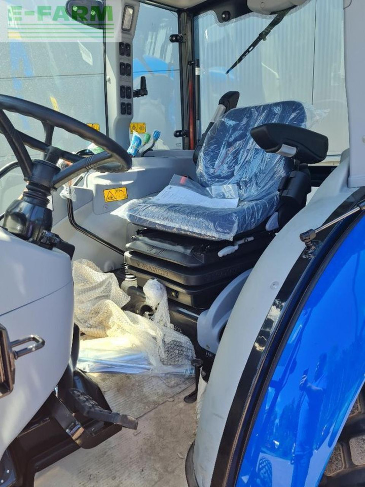 New Holland boomer 55 - Tractor: foto 3 New Holland boomer 55 - Tractor: foto 3