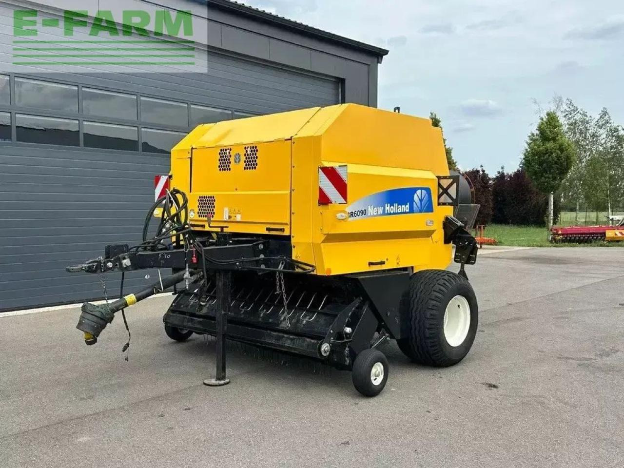 New Holland br6090 balenpers - Empacadora de pacas cuadradas: foto 3 New Holland br6090 balenpers - Empacadora de pacas cuadradas: foto 3