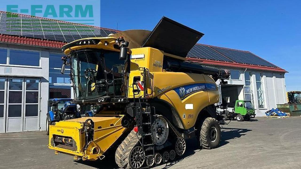 New Holland cr 8.90 10,7msw + sww mähdrescher intellisense macdon - Cosechadora de granos: foto 1 New Holland cr 8.90 10,7msw + sww mähdrescher intellisense macdon - Cosechadora de granos: foto 1