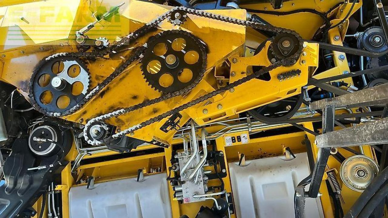 Cosechadora de granos New Holland cr 8.90 raupe 14500 liter korntank track + sw + sww intellisense: foto 6