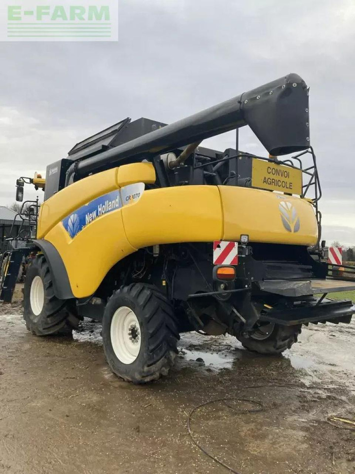 New Holland cr 9070 - Cosechadora de granos: foto 3 New Holland cr 9070 - Cosechadora de granos: foto 3