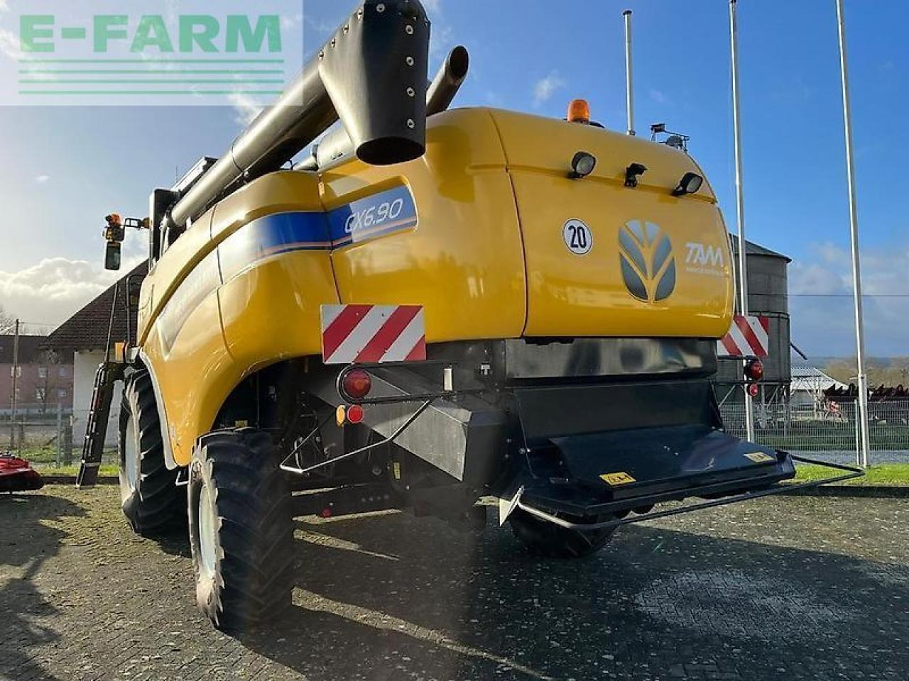 New Holland cx 6.90 schüttler mähdrescher + 7,6m sw + sww - Cosechadora de granos: foto 4 New Holland cx 6.90 schüttler mähdrescher + 7,6m sw + sww - Cosechadora de granos: foto 4