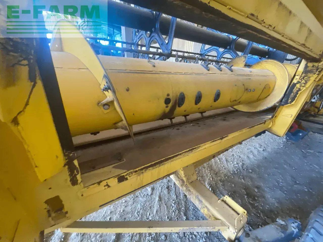 New Holland cx 6090 std - Cosechadora de granos: foto 4 New Holland cx 6090 std - Cosechadora de granos: foto 4