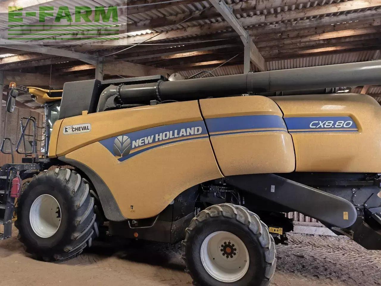 New Holland cx 8.80 élévation - Cosechadora de granos: foto 2 New Holland cx 8.80 élévation - Cosechadora de granos: foto 2