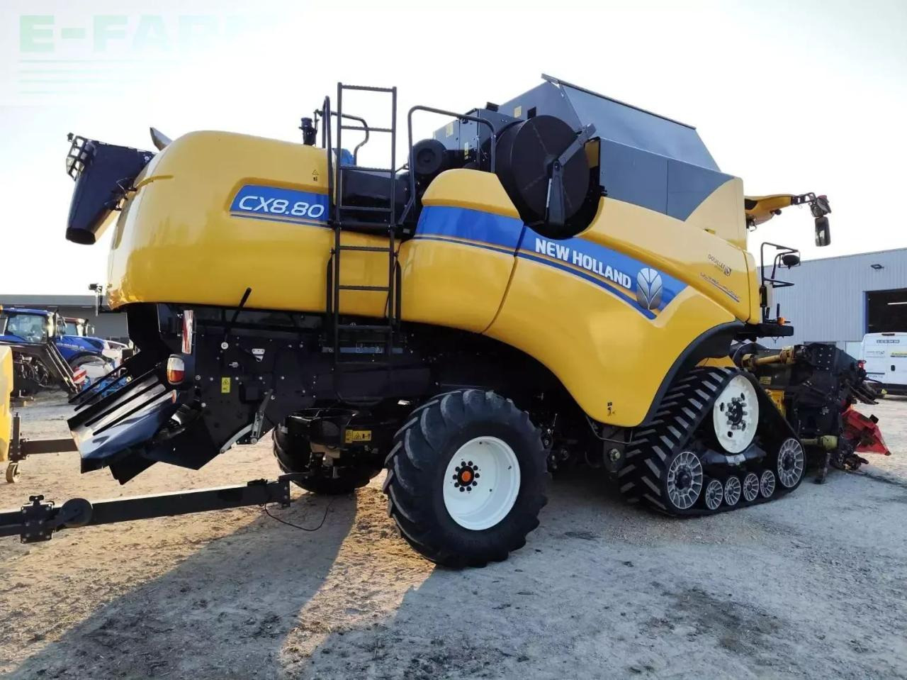 New Holland cx8.80smarttrax - Cosechadora de granos: foto 2 New Holland cx8.80smarttrax - Cosechadora de granos: foto 2