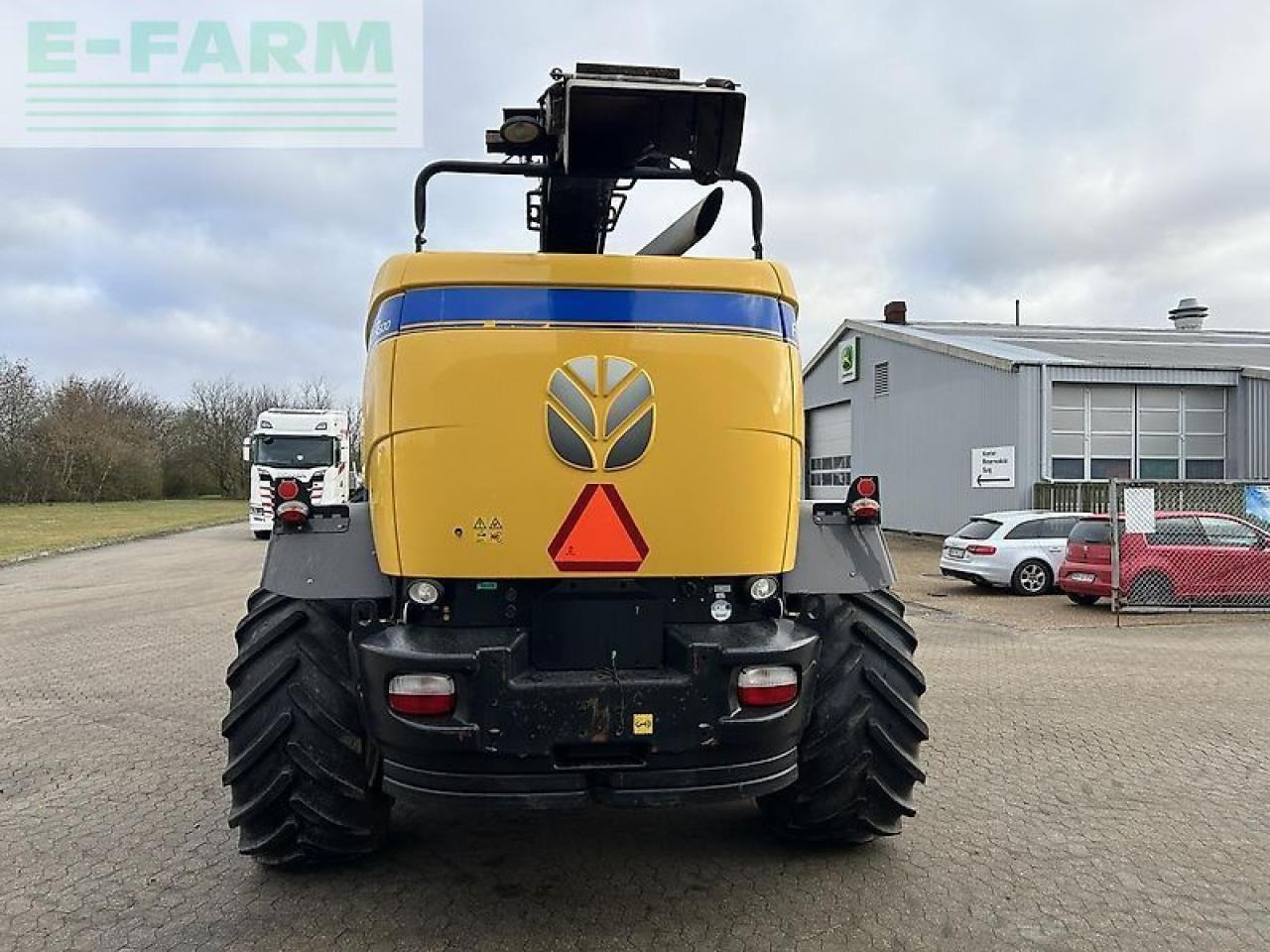 New Holland fr 600 - Cosechadora de forraje: foto 2 New Holland fr 600 - Cosechadora de forraje: foto 2