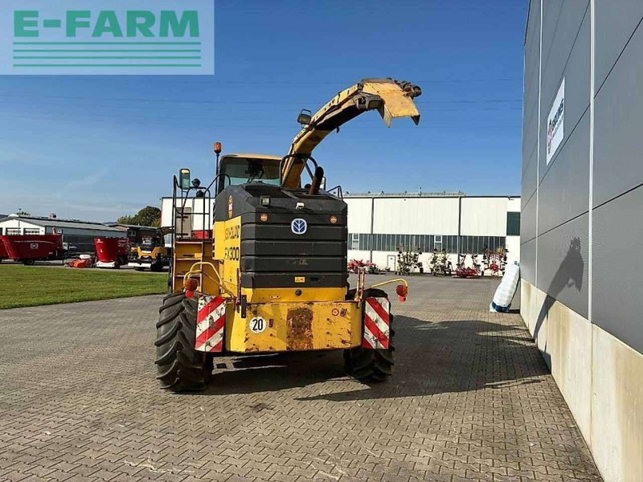 New Holland fx 300 - Cosechadora de forraje: foto 4 New Holland fx 300 - Cosechadora de forraje: foto 4
