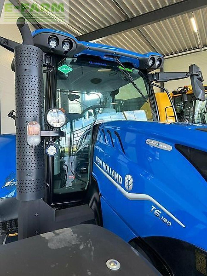 New Holland methangas-traktor t6.180 methane power *lagernd* Methane Power - Tractor: foto 4 New Holland methangas-traktor t6.180 methane power *lagernd* Methane Power - Tractor: foto 4