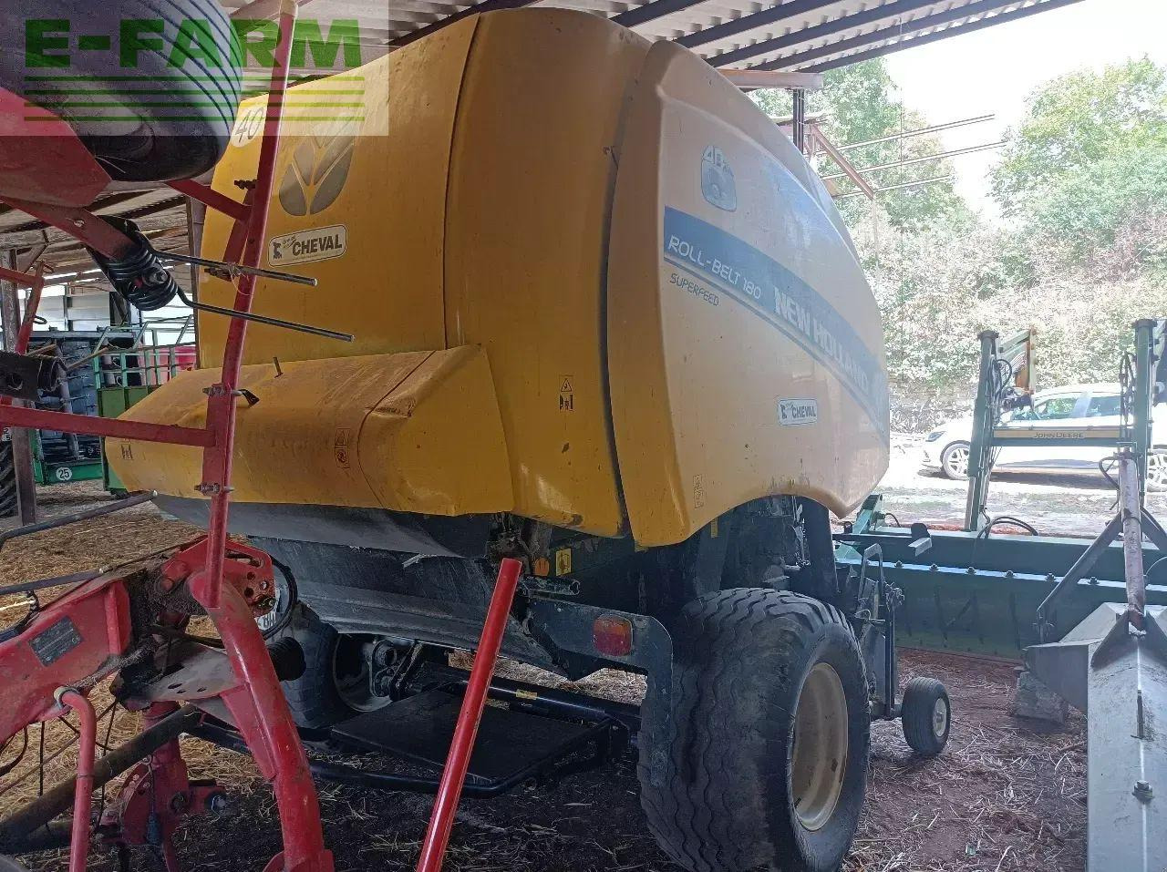 New Holland rb 180 superfeed - Empacadora de pacas cuadradas: foto 5 New Holland rb 180 superfeed - Empacadora de pacas cuadradas: foto 5