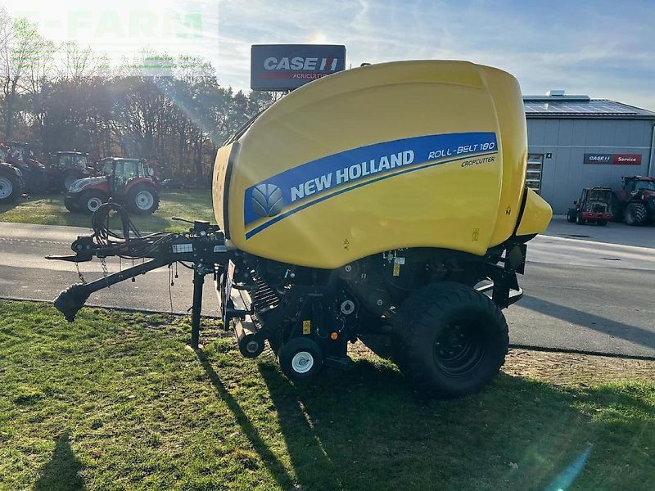 New Holland roll belt 180 cropcutter - Empacadora de pacas cuadradas: foto 3 New Holland roll belt 180 cropcutter - Empacadora de pacas cuadradas: foto 3