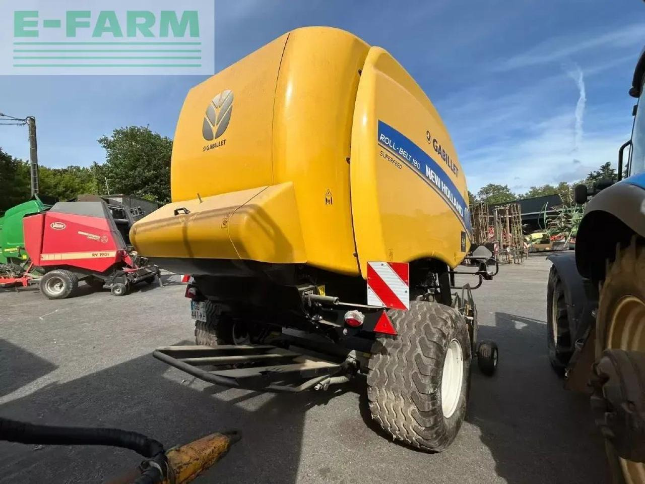 New Holland roll-belt180 - Empacadora de pacas cuadradas: foto 3 New Holland roll-belt180 - Empacadora de pacas cuadradas: foto 3