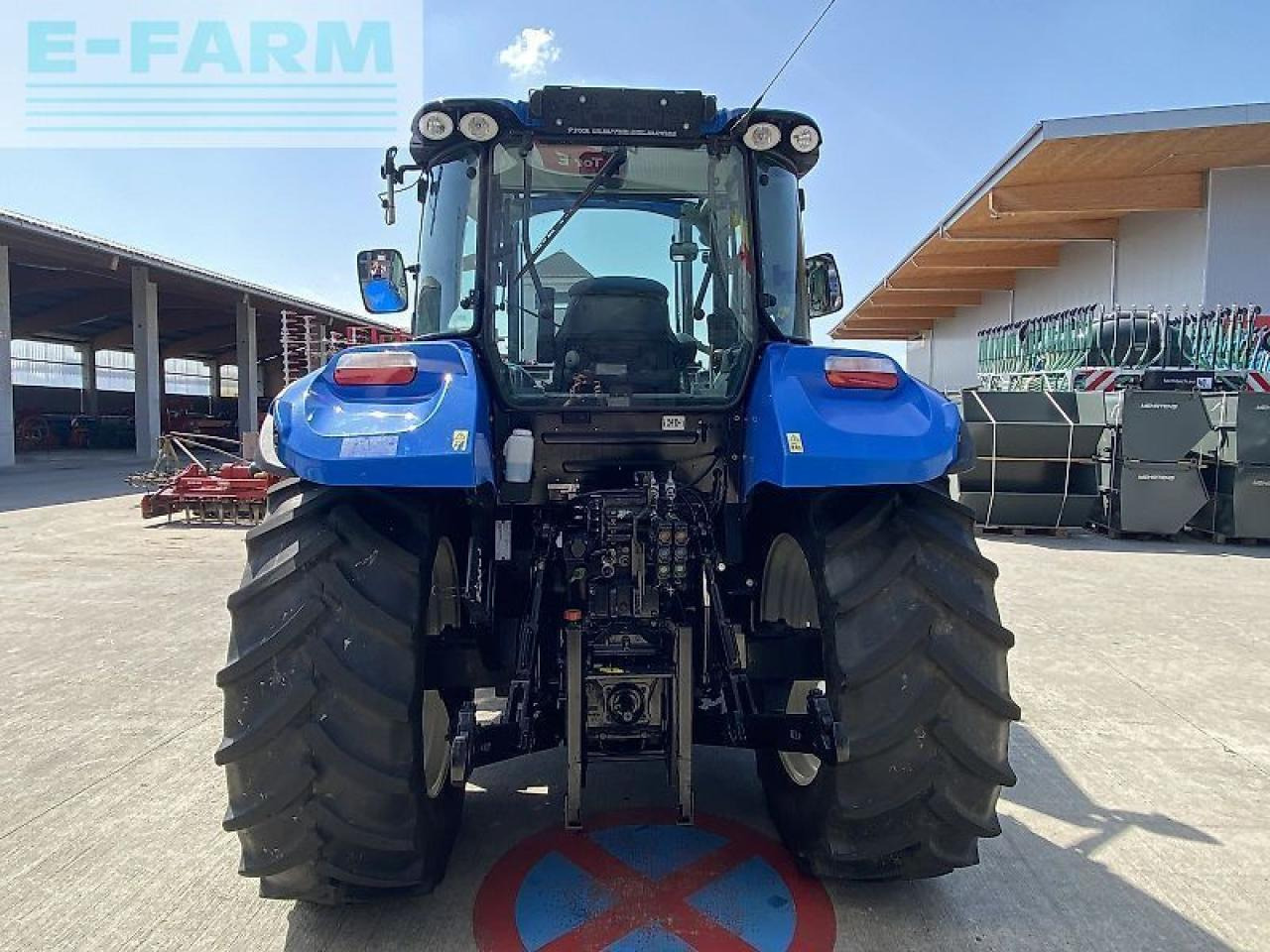 New Holland t5.105 electro command - Tractor: foto 5 New Holland t5.105 electro command - Tractor: foto 5