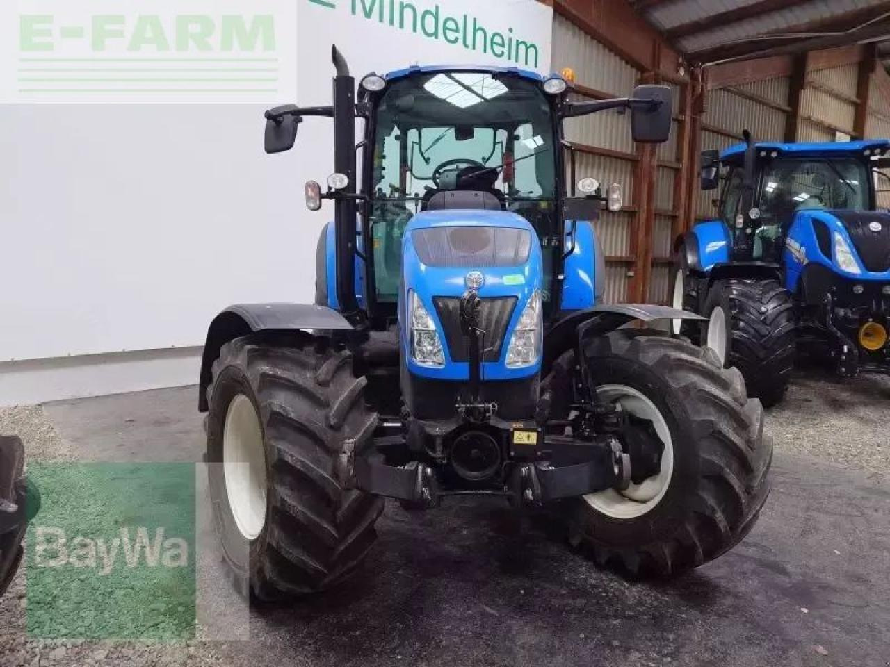 New Holland t5.115 electro command - Tractor: foto 4 New Holland t5.115 electro command - Tractor: foto 4