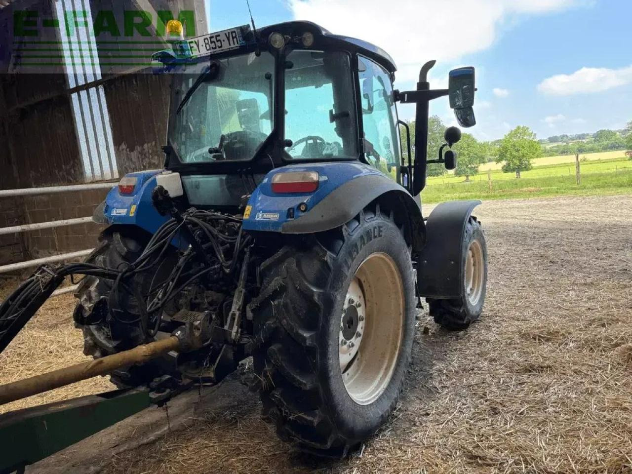 New Holland t5 85 - Tractor: foto 5 New Holland t5 85 - Tractor: foto 5