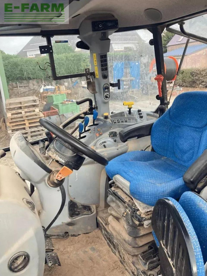 New Holland t5 95 electro command - Tractor: foto 4 New Holland t5 95 electro command - Tractor: foto 4