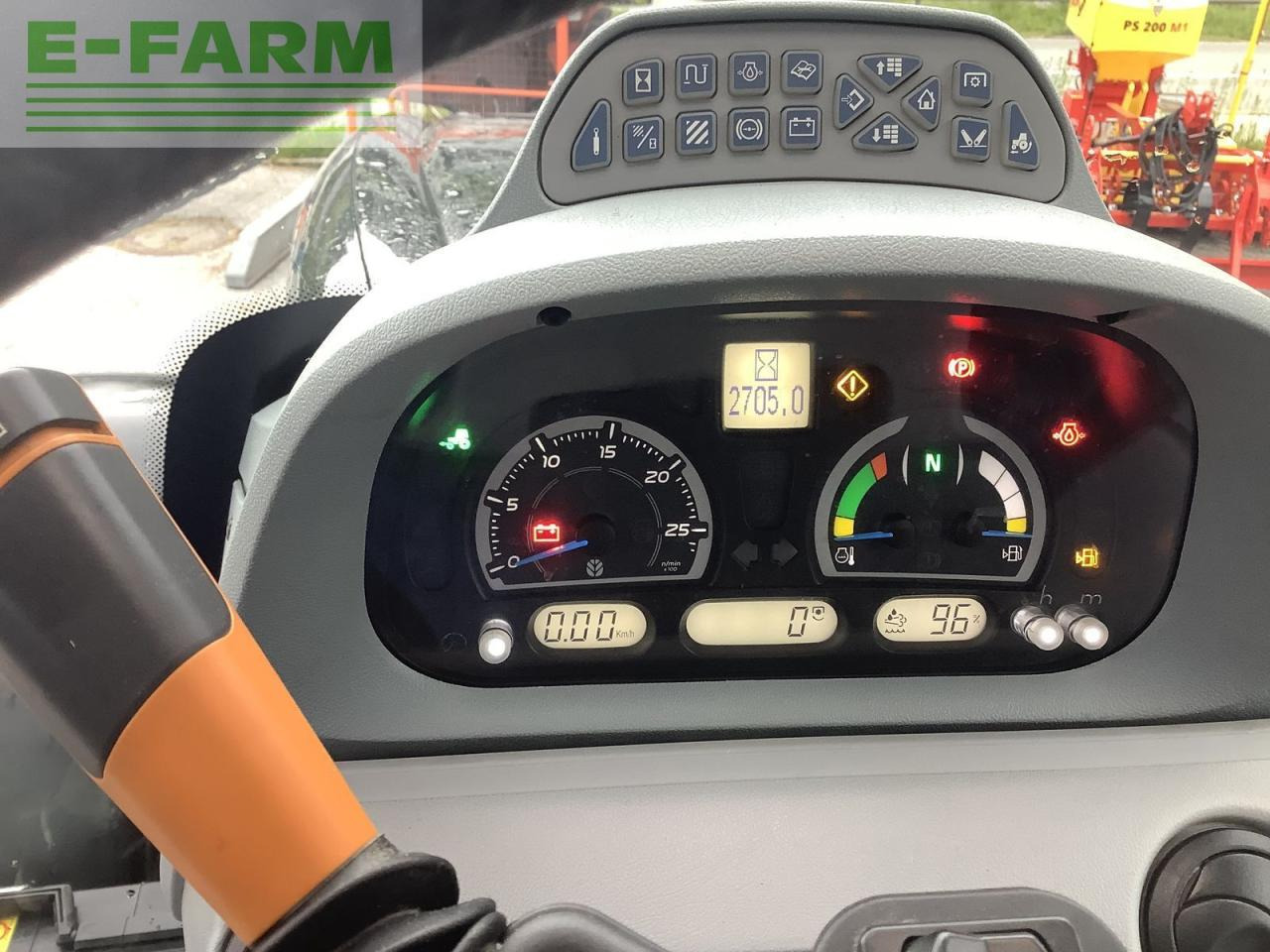 Tractor New Holland t6.165 dynamic command sidewinder ii: foto 6