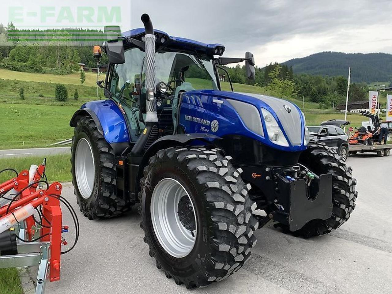 New Holland t6.180 dc - Tractor: foto 4 New Holland t6.180 dc - Tractor: foto 4