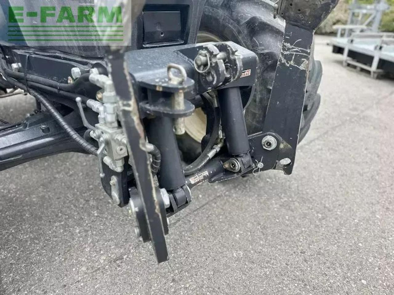 New Holland t6020 elite Elite - Tractor: foto 5 New Holland t6020 elite Elite - Tractor: foto 5