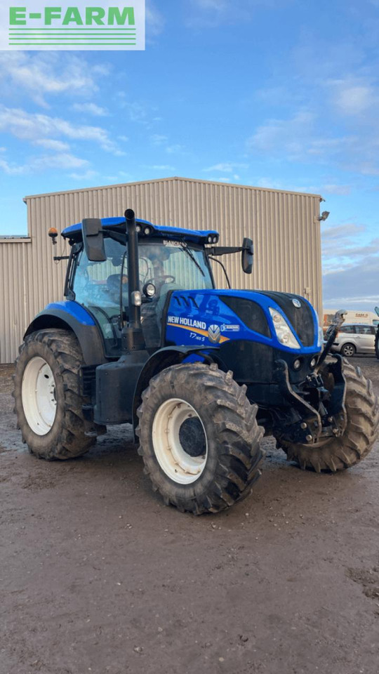 New Holland t7.165s range command s5 S - Tractor: foto 4 New Holland t7.165s range command s5 S - Tractor: foto 4