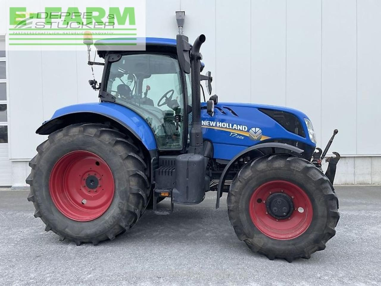 New Holland t7.175 - Tractor: foto 4 New Holland t7.175 - Tractor: foto 4
