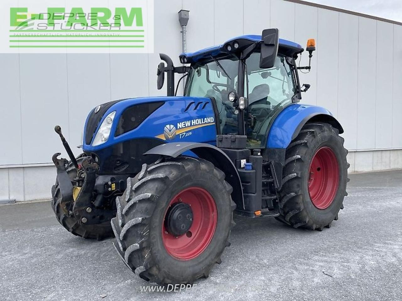 New Holland t7.175 - Tractor: foto 1 New Holland t7.175 - Tractor: foto 1