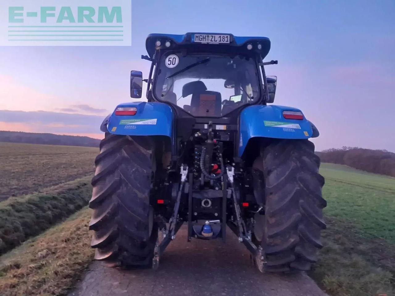New Holland t7.210ac - Tractor: foto 4 New Holland t7.210ac - Tractor: foto 4