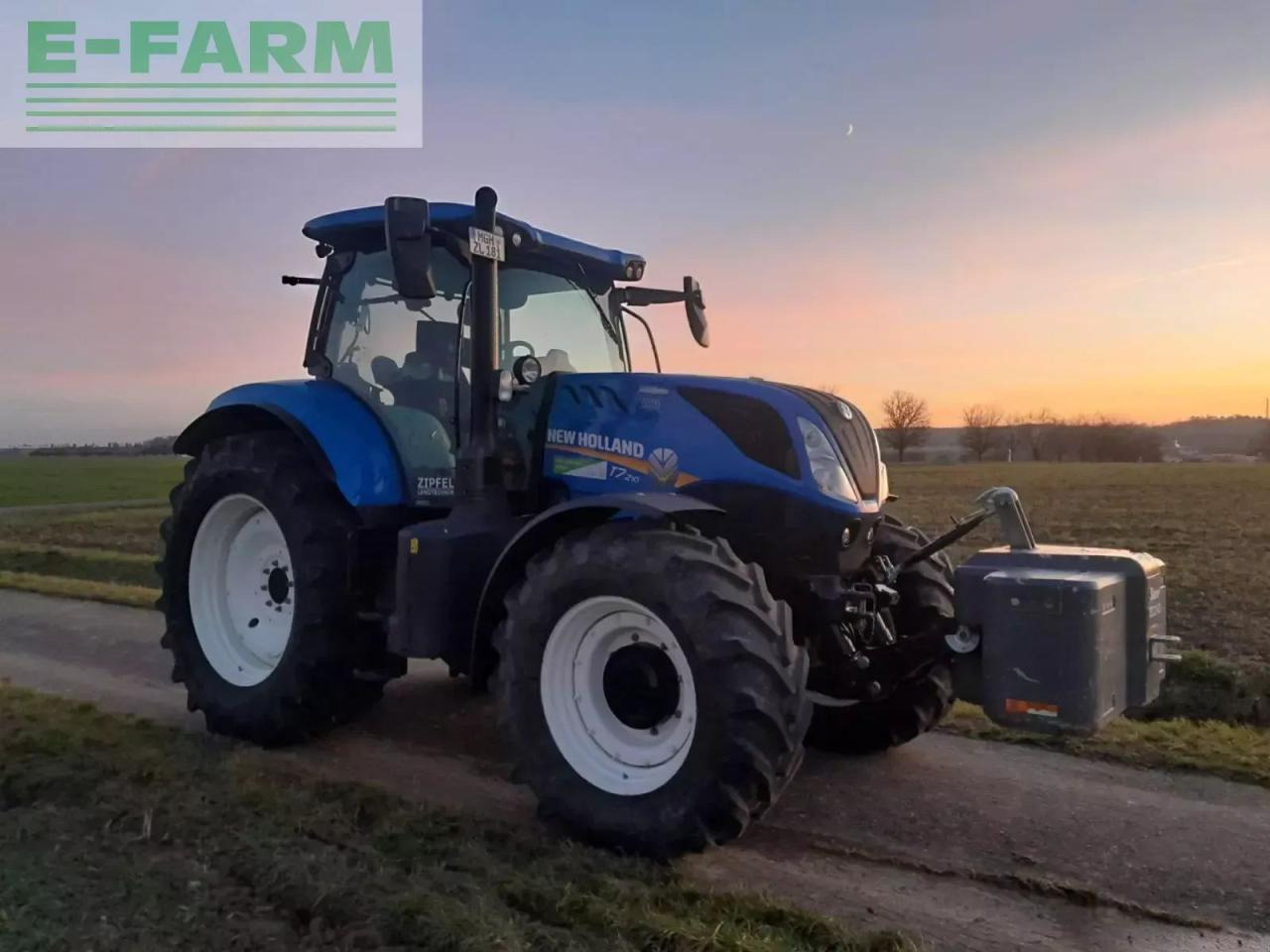 New Holland t7.210ac - Tractor: foto 2 New Holland t7.210ac - Tractor: foto 2