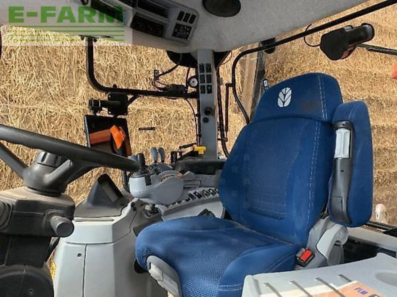 New Holland t7.215s S - Tractor: foto 5 New Holland t7.215s S - Tractor: foto 5