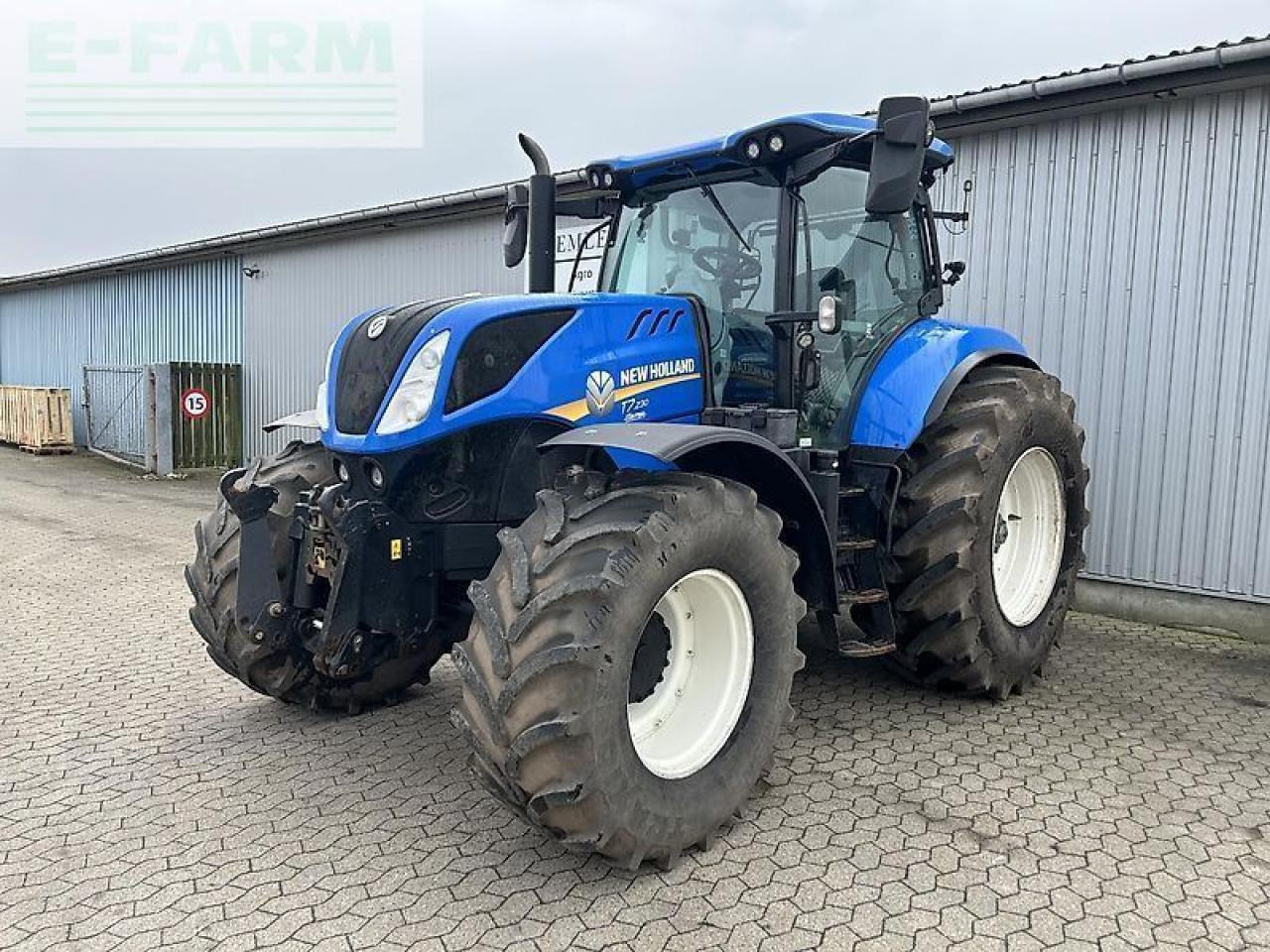 Tractor New Holland t7.230: foto 8