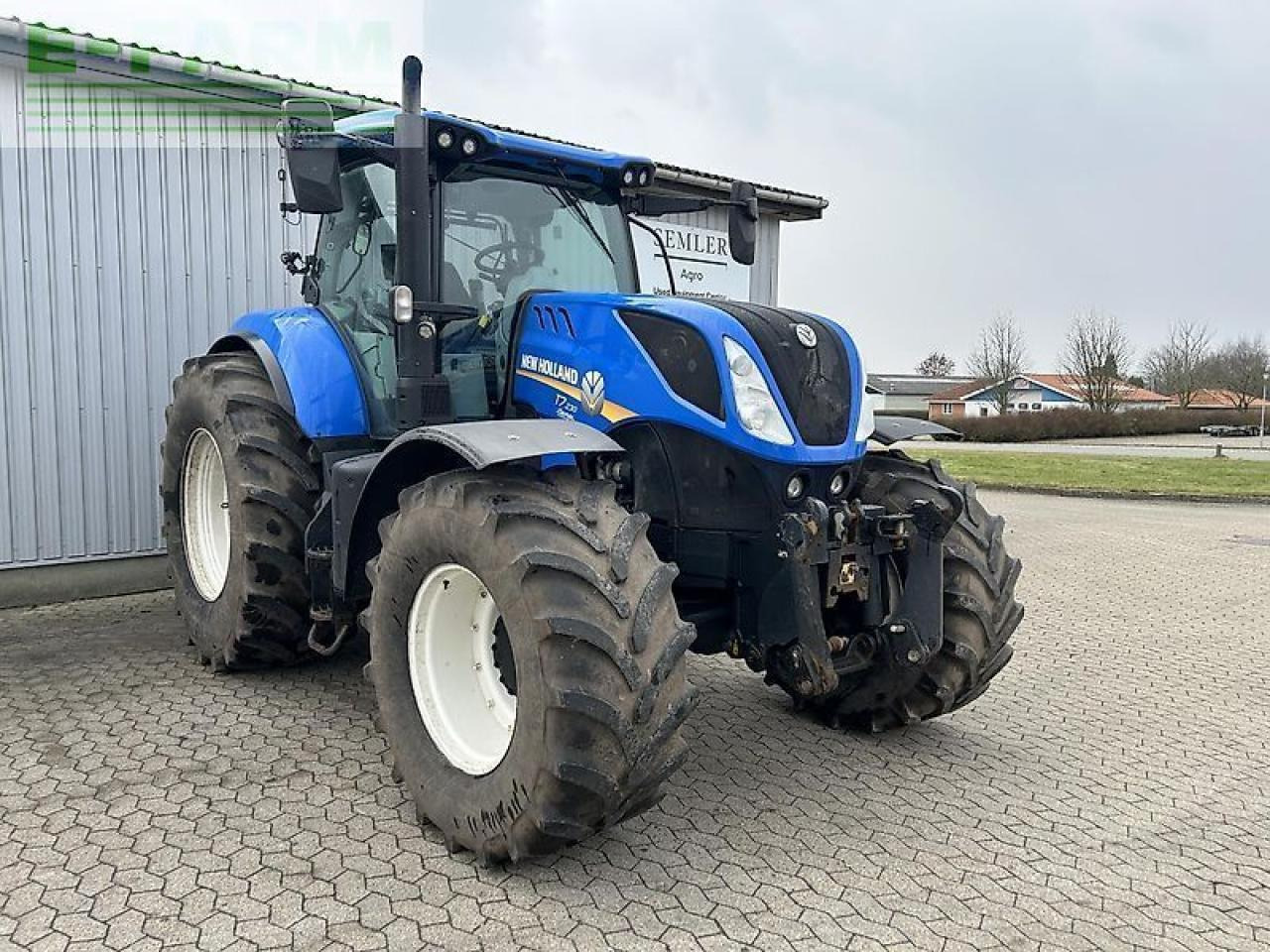 Tractor New Holland t7.230: foto 10