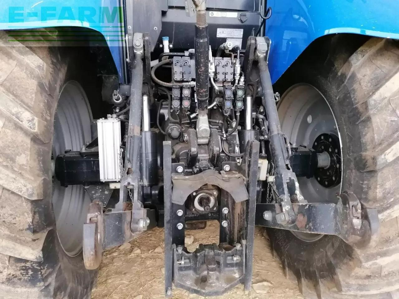 New Holland t7 230 ac - Tractor: foto 3 New Holland t7 230 ac - Tractor: foto 3