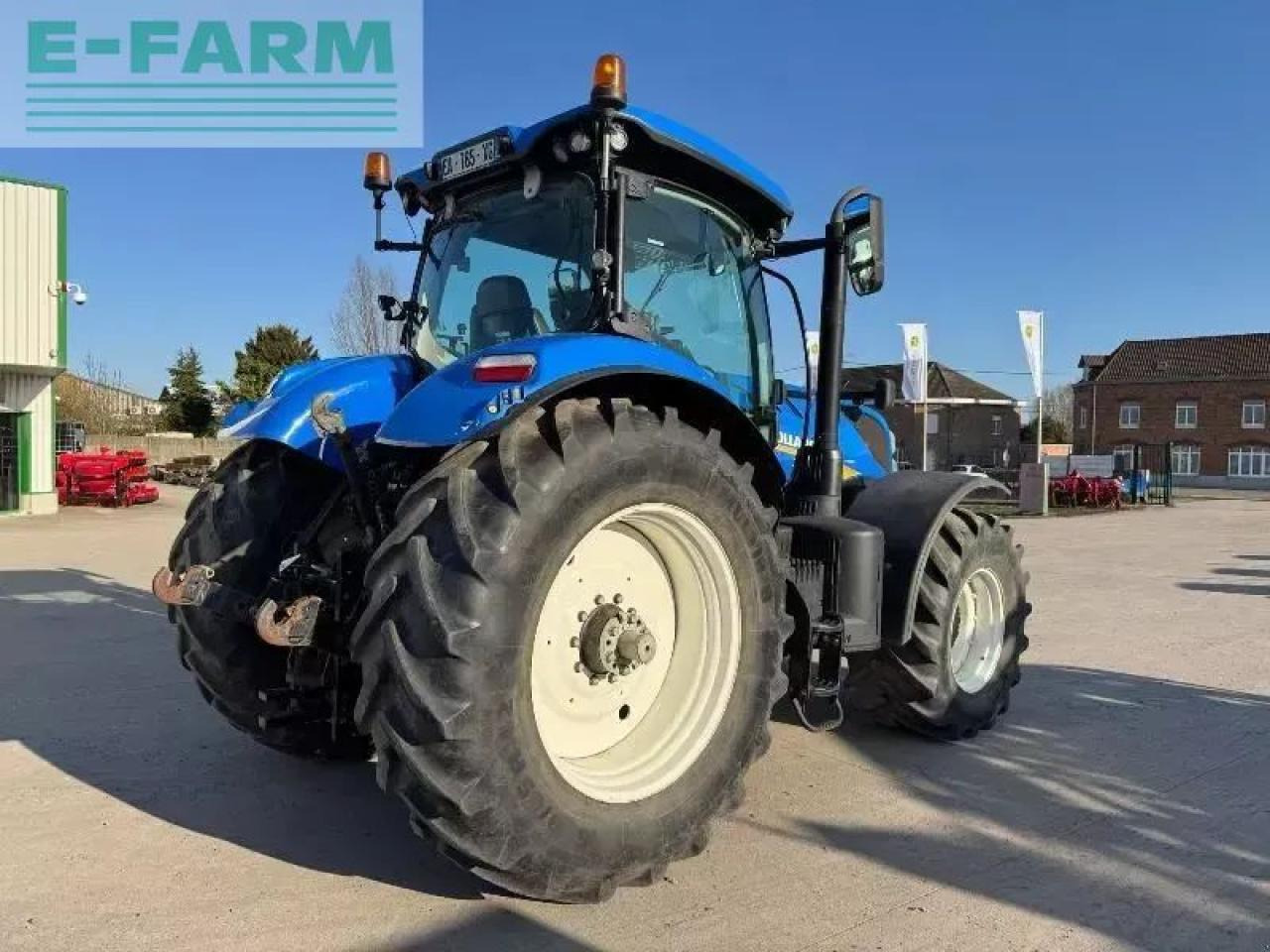 New Holland t7.260 pc - Tractor: foto 4 New Holland t7.260 pc - Tractor: foto 4