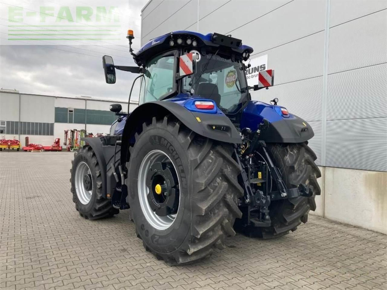 New Holland t7.315 hd autocommand new gen HD - Tractor: foto 3 New Holland t7.315 hd autocommand new gen HD - Tractor: foto 3