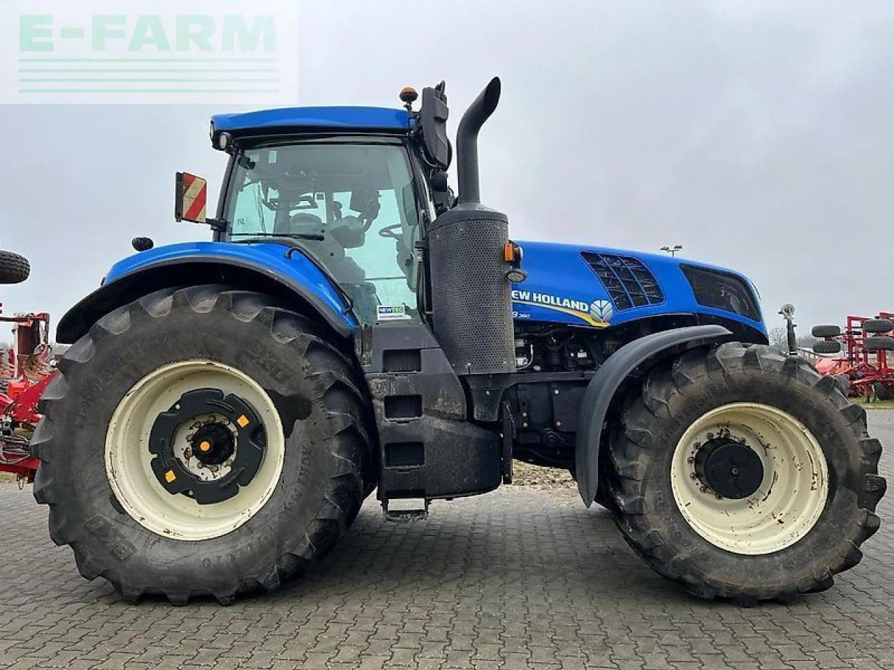 New Holland t8.380 - Tractor: foto 3 New Holland t8.380 - Tractor: foto 3