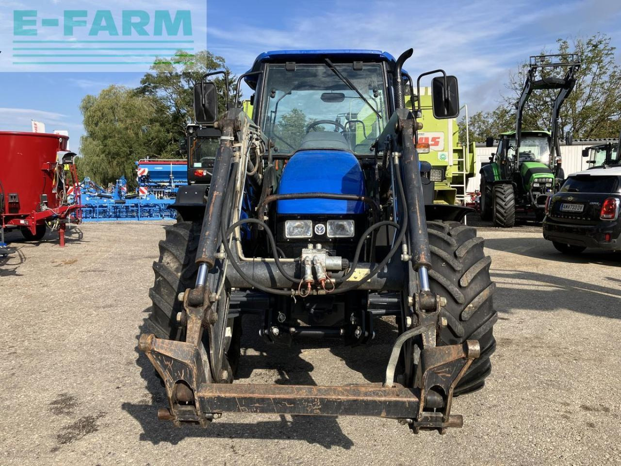 New Holland tl80 (4wd) - Tractor: foto 2 New Holland tl80 (4wd) - Tractor: foto 2