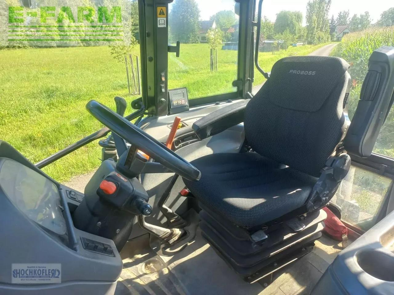 New Holland tl80 (4wd) - Tractor: foto 5 New Holland tl80 (4wd) - Tractor: foto 5