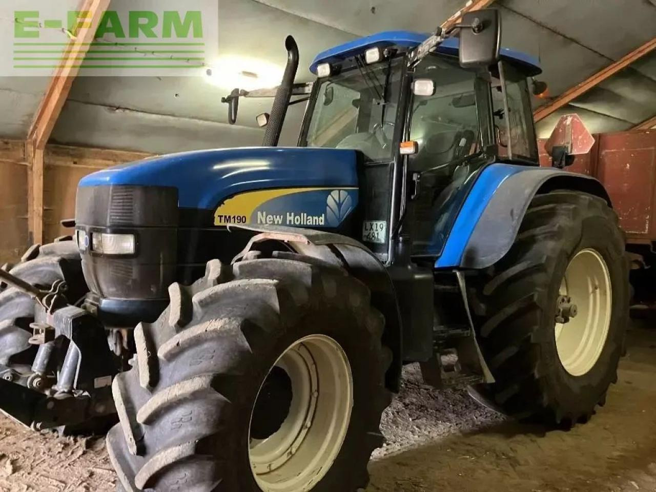 New Holland tm 190 ss - Tractor: foto 3 New Holland tm 190 ss - Tractor: foto 3