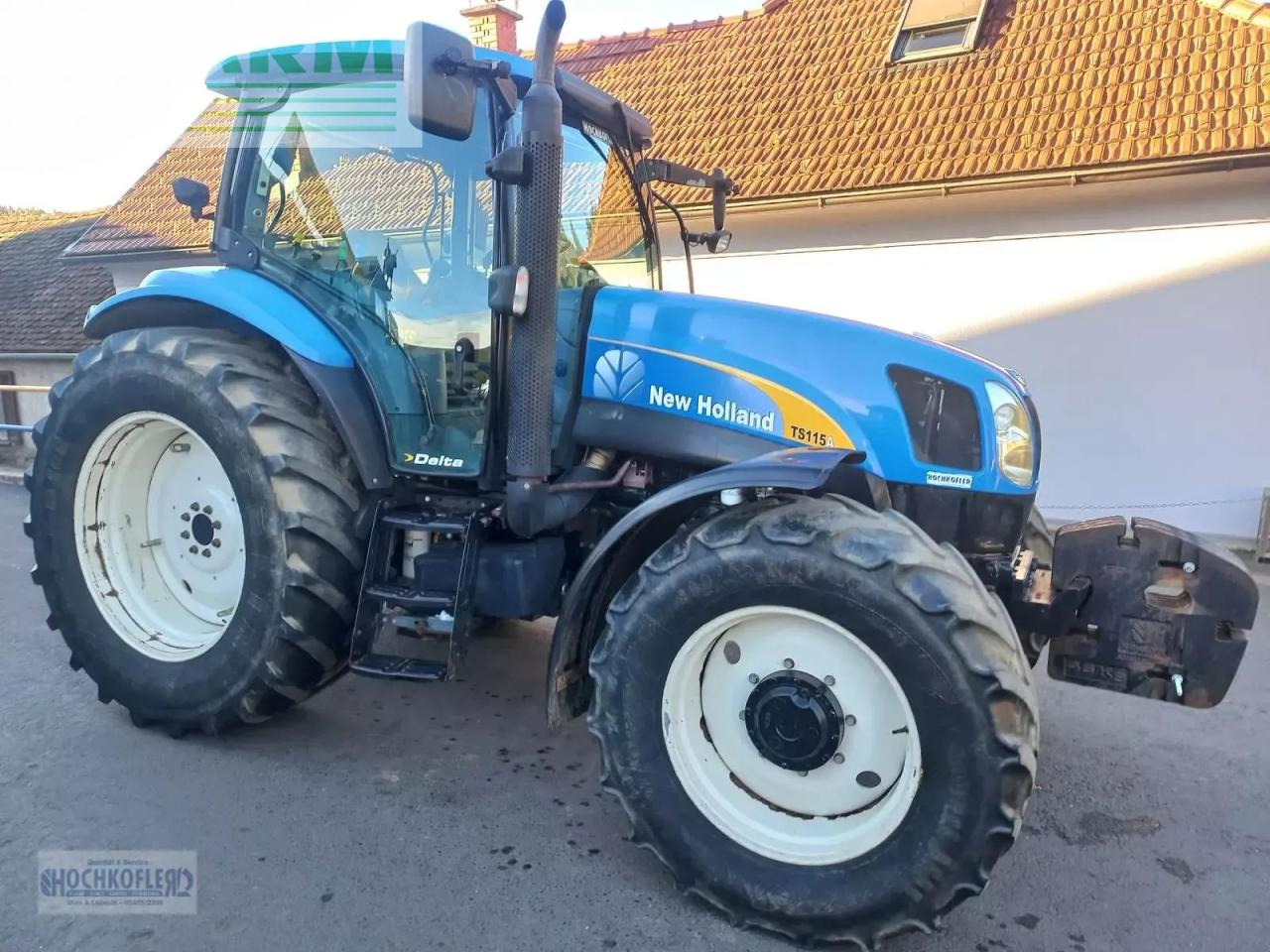 New Holland ts115a delta Delta - Tractor: foto 2 New Holland ts115a delta Delta - Tractor: foto 2