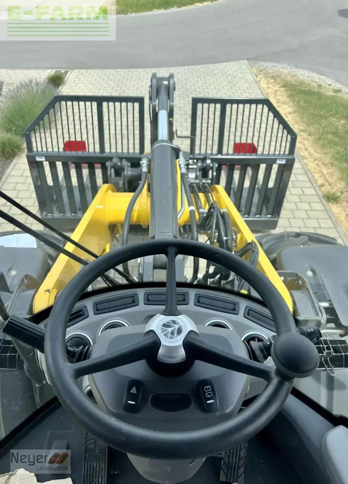 New Holland w 130 d - Miniexcavadora: foto 4 New Holland w 130 d - Miniexcavadora: foto 4